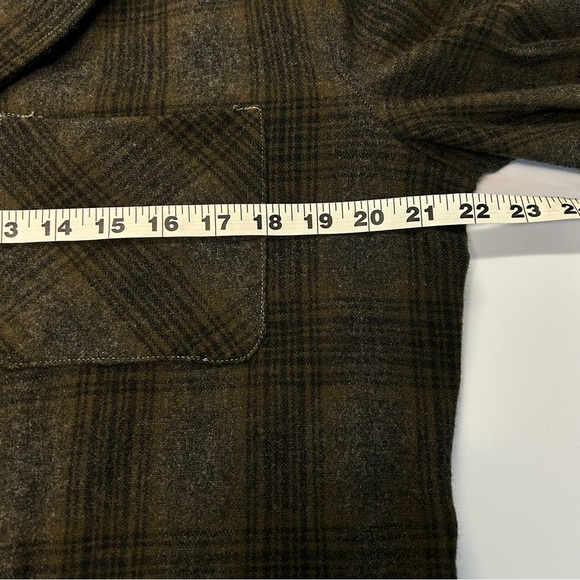 Vntg Womens Field Jacket Size L 100% Wool Buttons Plaid Shacket Grannycore - Picture 9 of 12